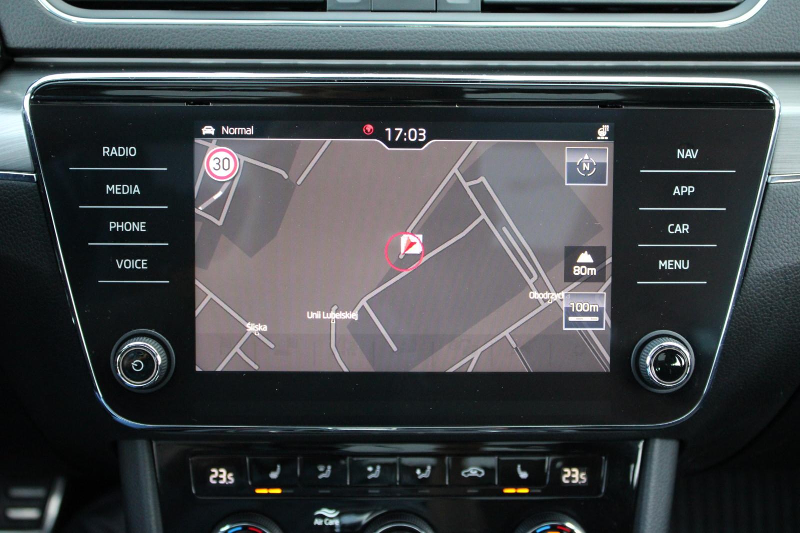 SalonPL 190KM 4x4 Scout Navi Panorama CANTON Kessy VAT23% Dealer 26