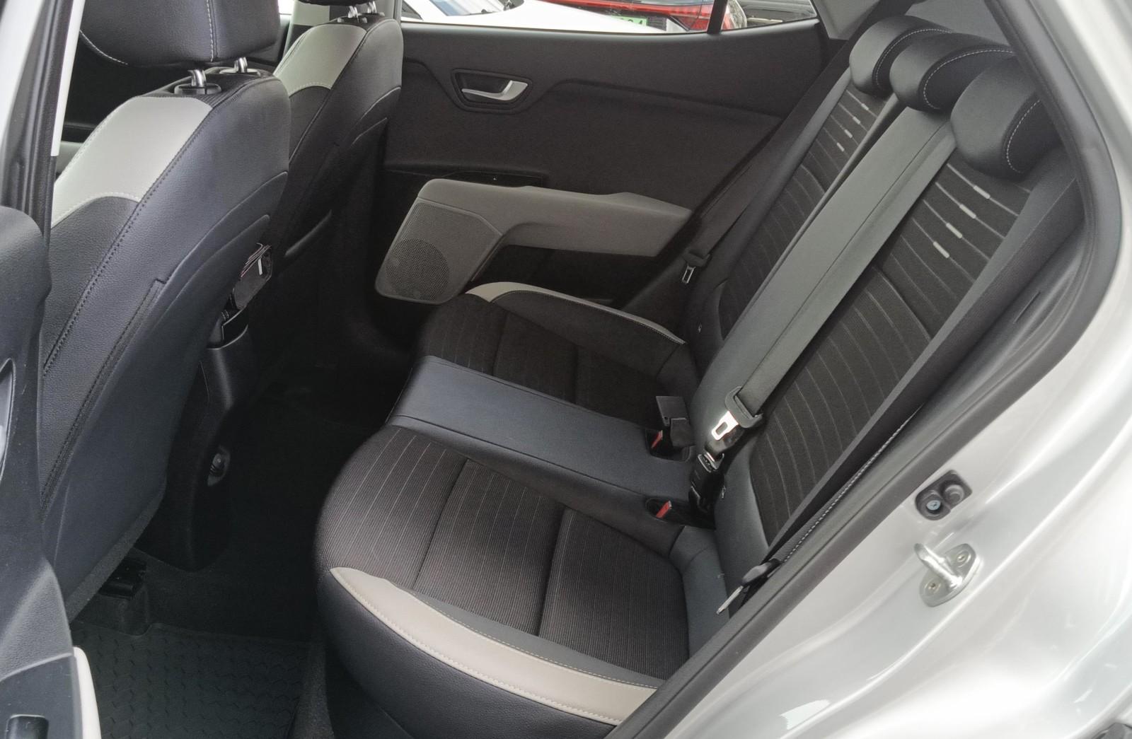 1.0 T-GDI XL Automat 120KM LED/KameraParkowania/AndroidAuto/Nawigacja 19