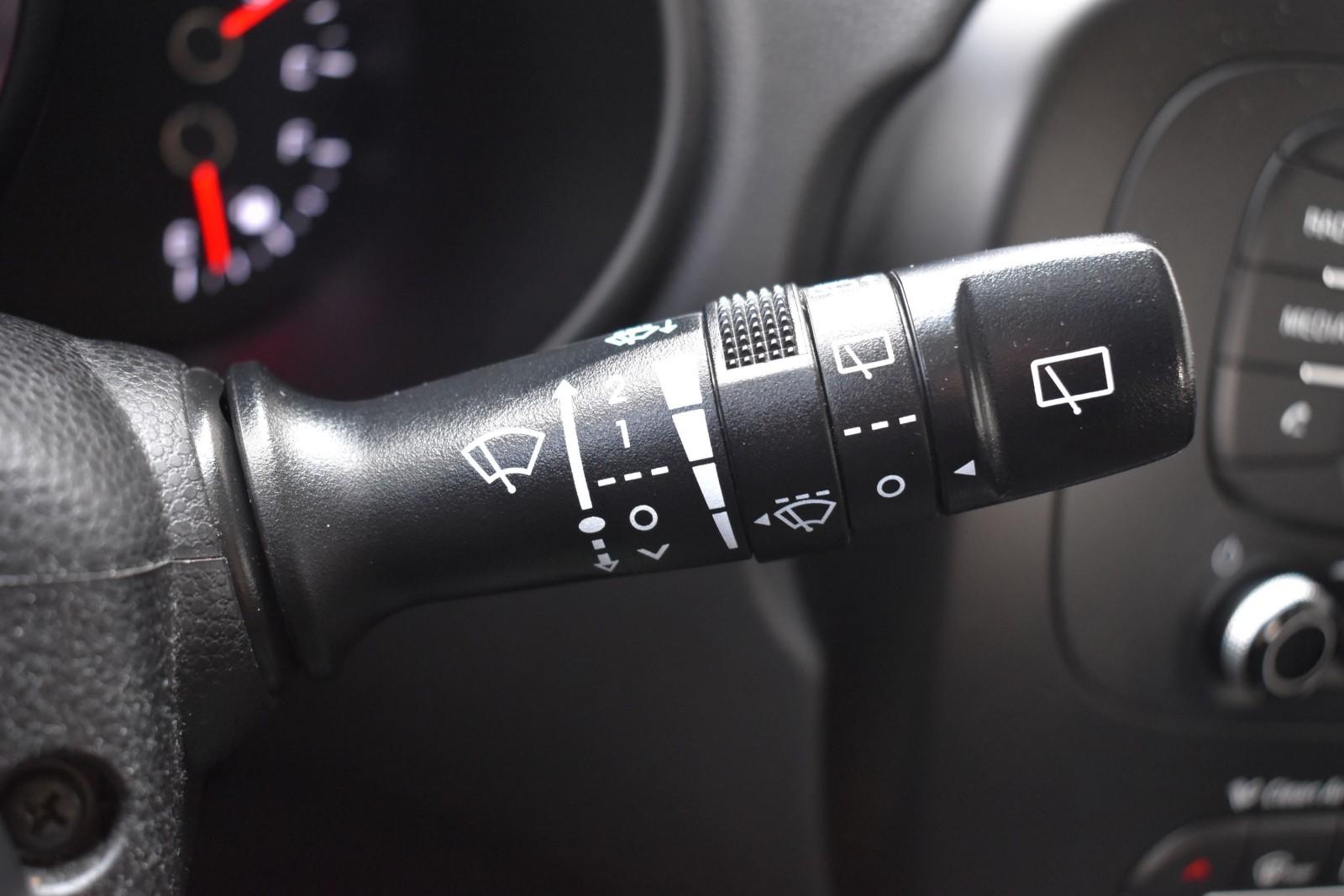 SalonPL "L" 132 KM Klima Automatyczna Bluetooth Kamera ASO 23
