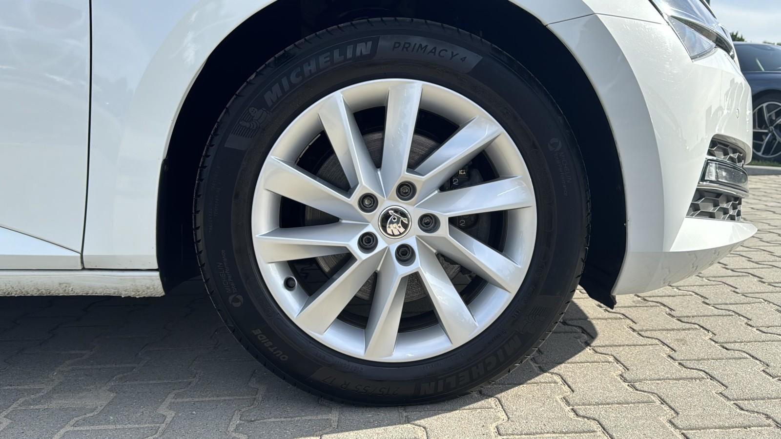 2.0 TDI 150 KM_Style_DSG_NAVI_Full LED_Cyfrowe zegary_SMART LINK 25