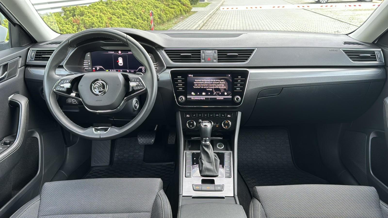 2.0 TDI 150 KM_Style_DSG_NAVI_Full LED_Cyfrowe zegary_SMART LINK 8