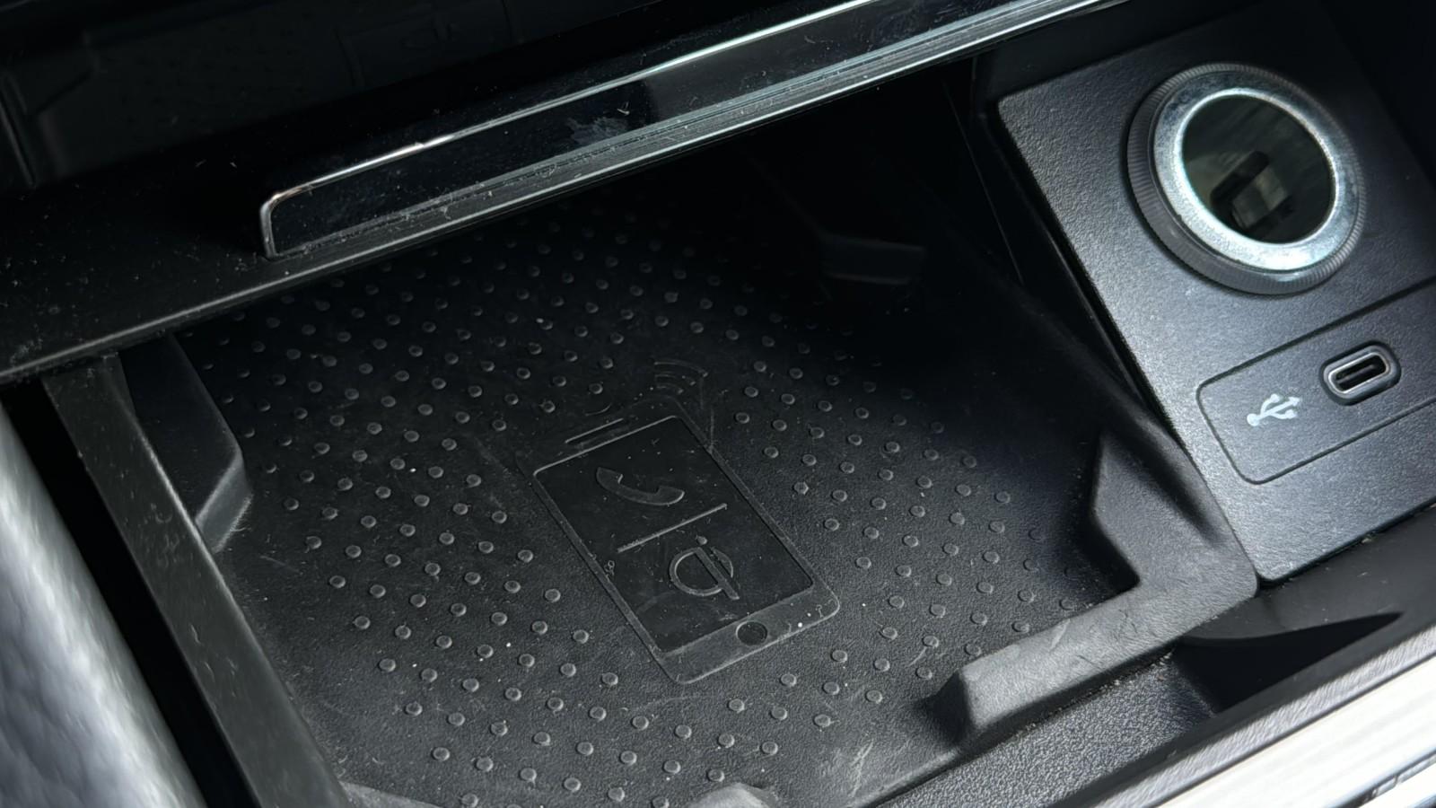 2.0 TDI 150 KM_Style_DSG_NAVI_Full LED_Cyfrowe zegary_SMART LINK 35