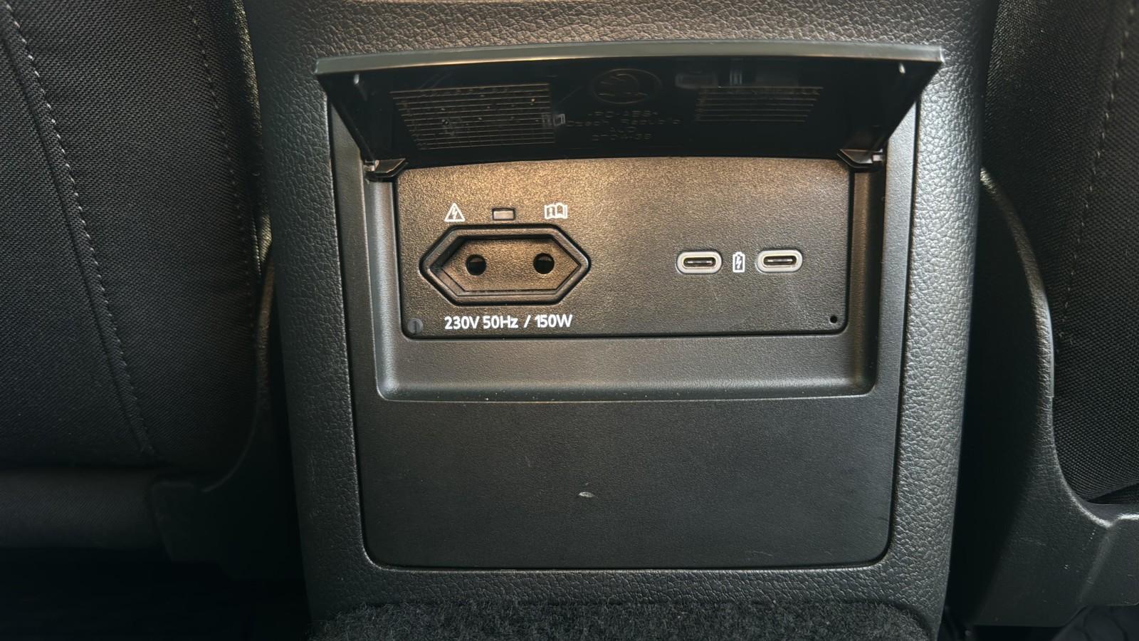 2.0 TDI 150 KM_Style_DSG_NAVI_Full LED_Cyfrowe zegary_SMART LINK 24