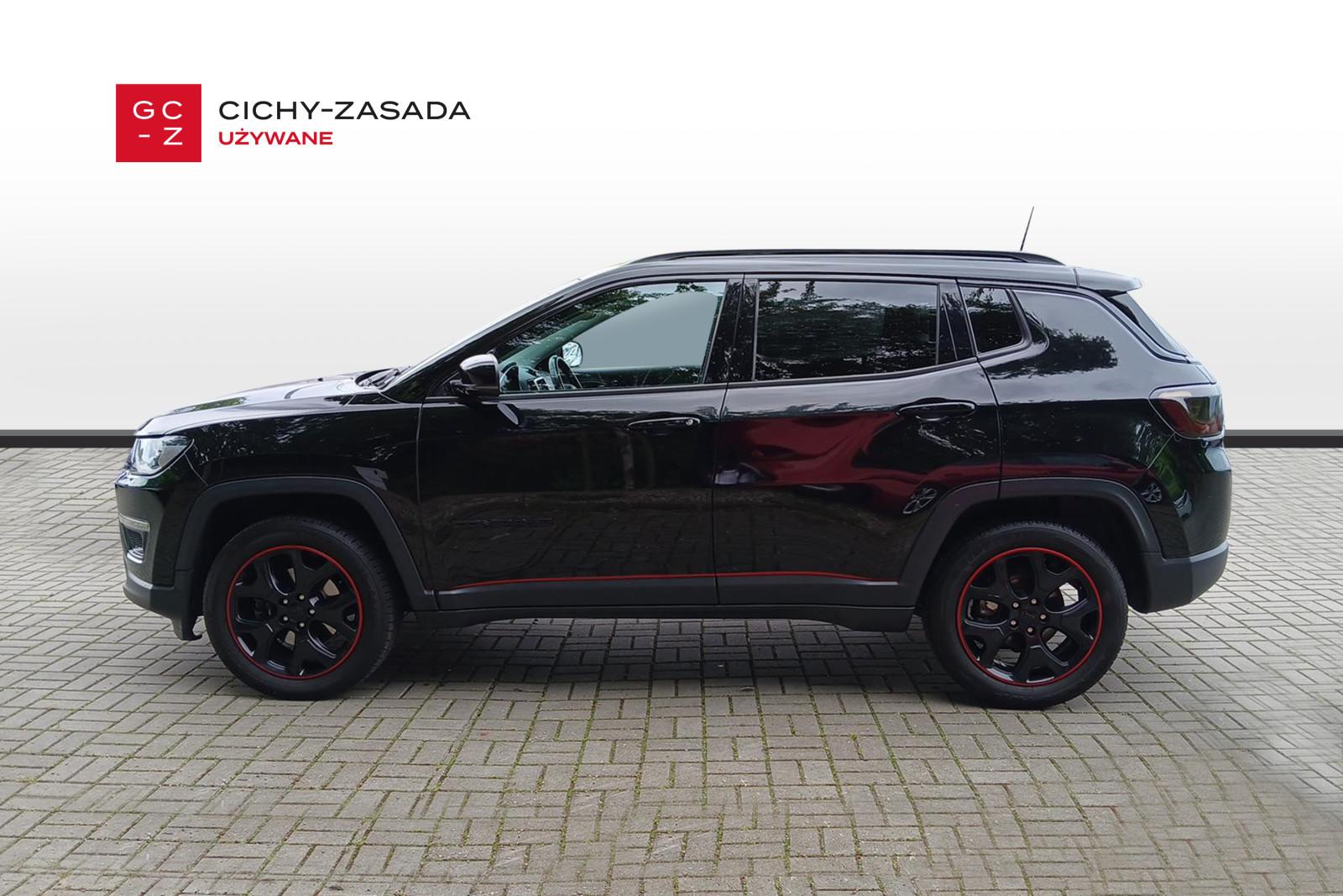TMair Limited | Półskóra 1