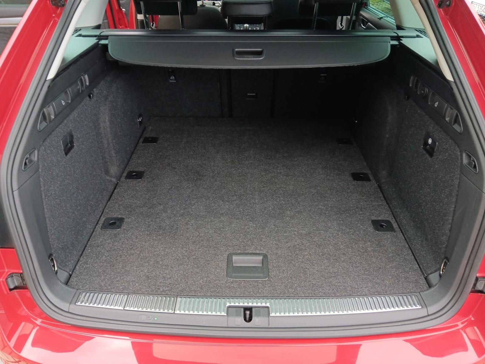 TDI 4x4 200KM Scout | Webasto | Panorama | Hak | DCC | Canton | FV23% 34