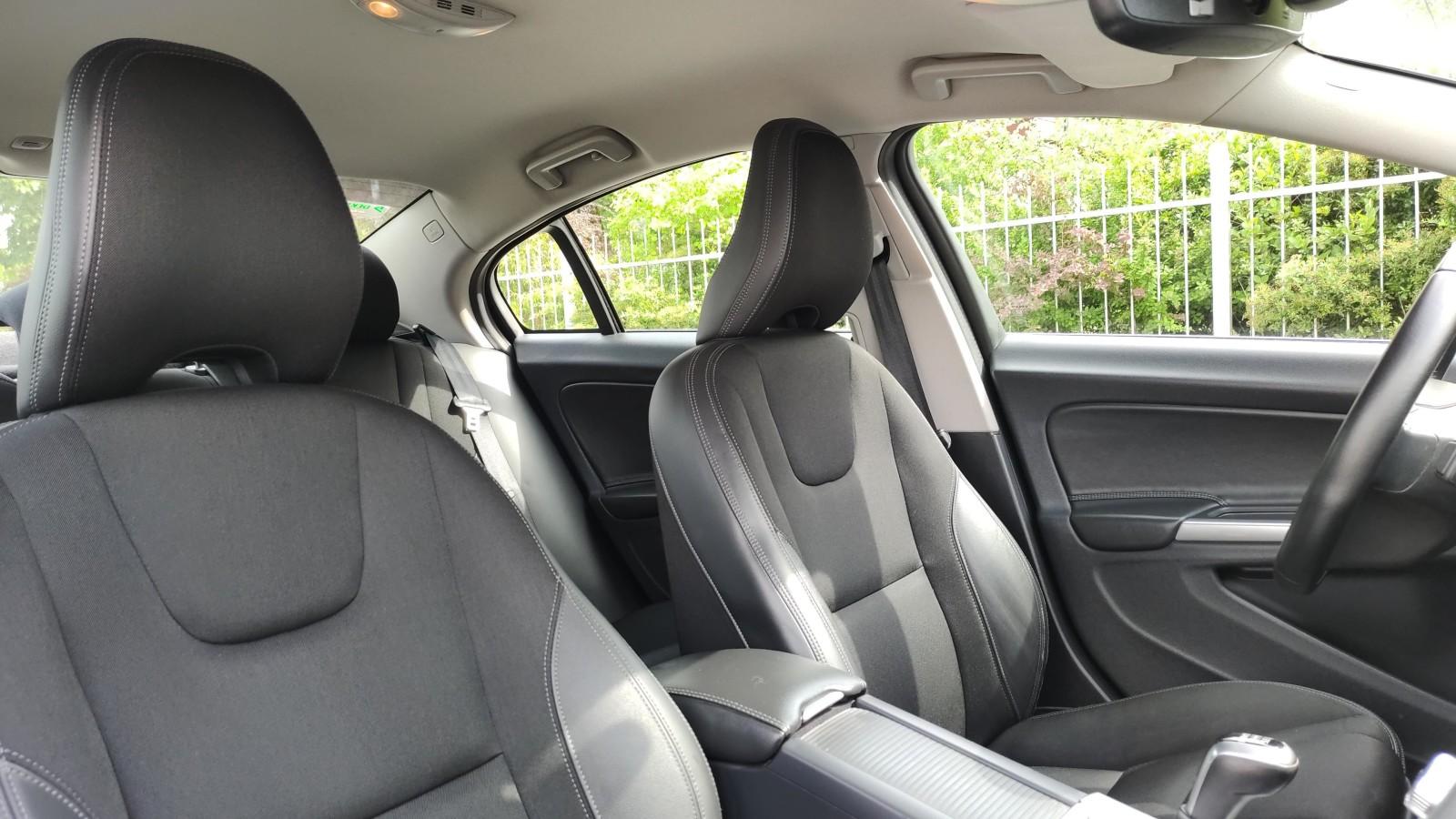 Salon PL FV23% D4 Drive-E Dynamic Edition 190KM Niski Przebieg 25