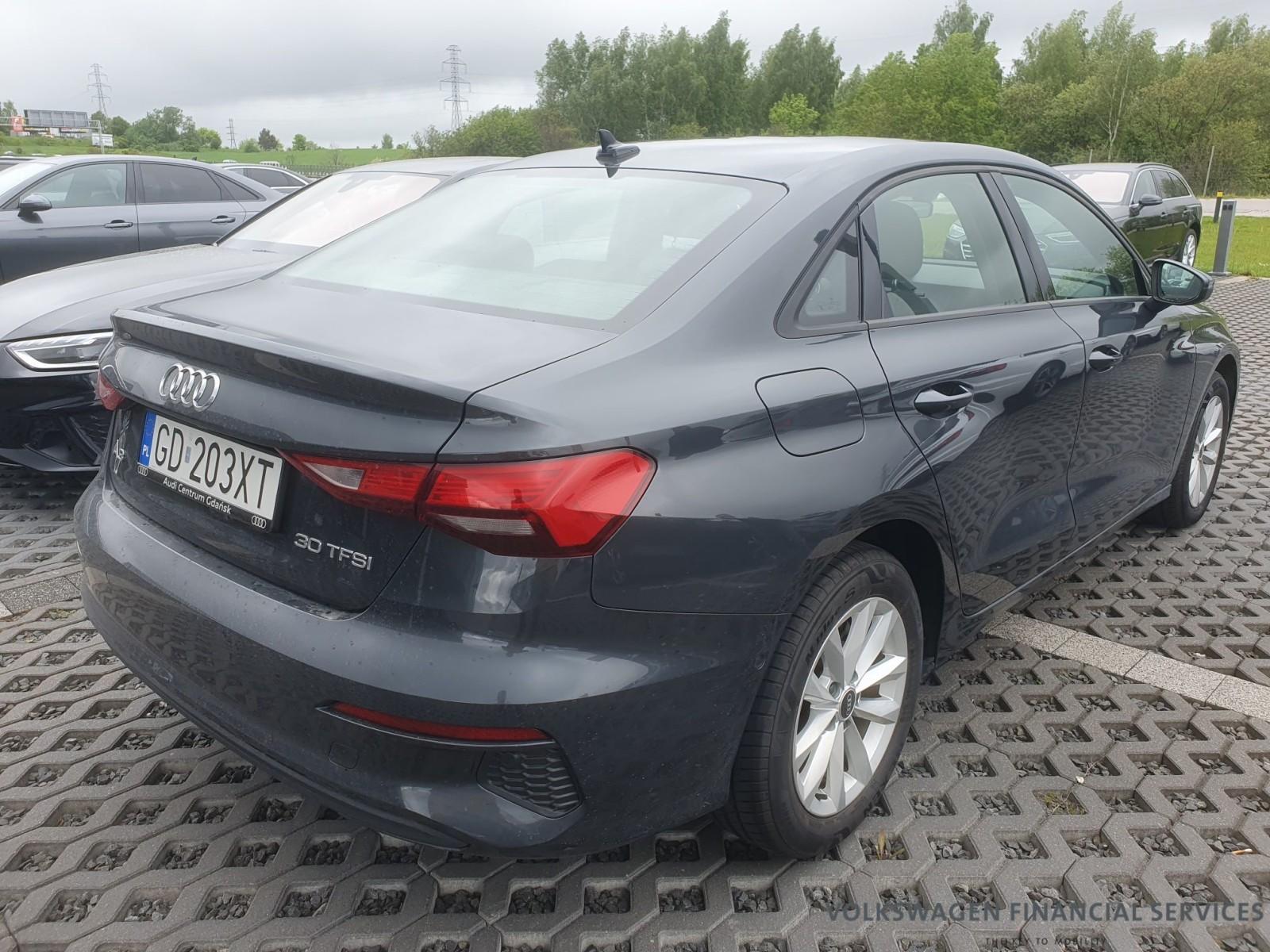 Audi A3 30 TFSI mHEV S tronic 5