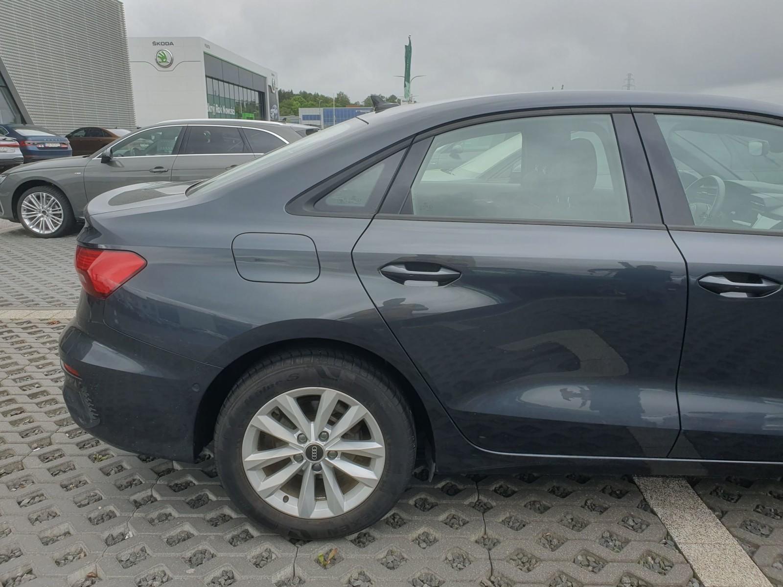 Audi A3 30 TFSI mHEV S tronic 4