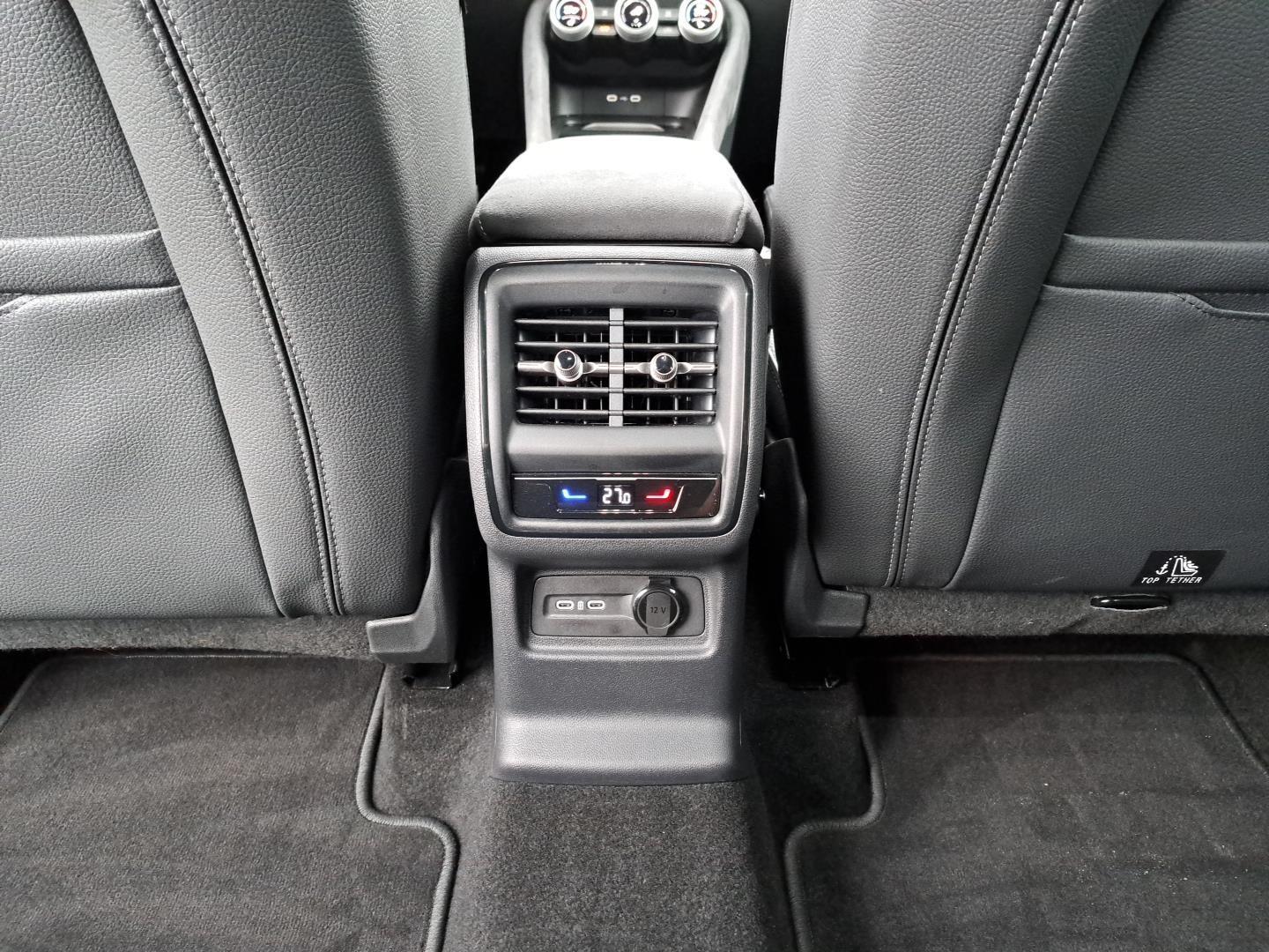 2.0TDI 193KM Sportline 4x4 Systemy Pakiety Hak SalonPL FV23 31