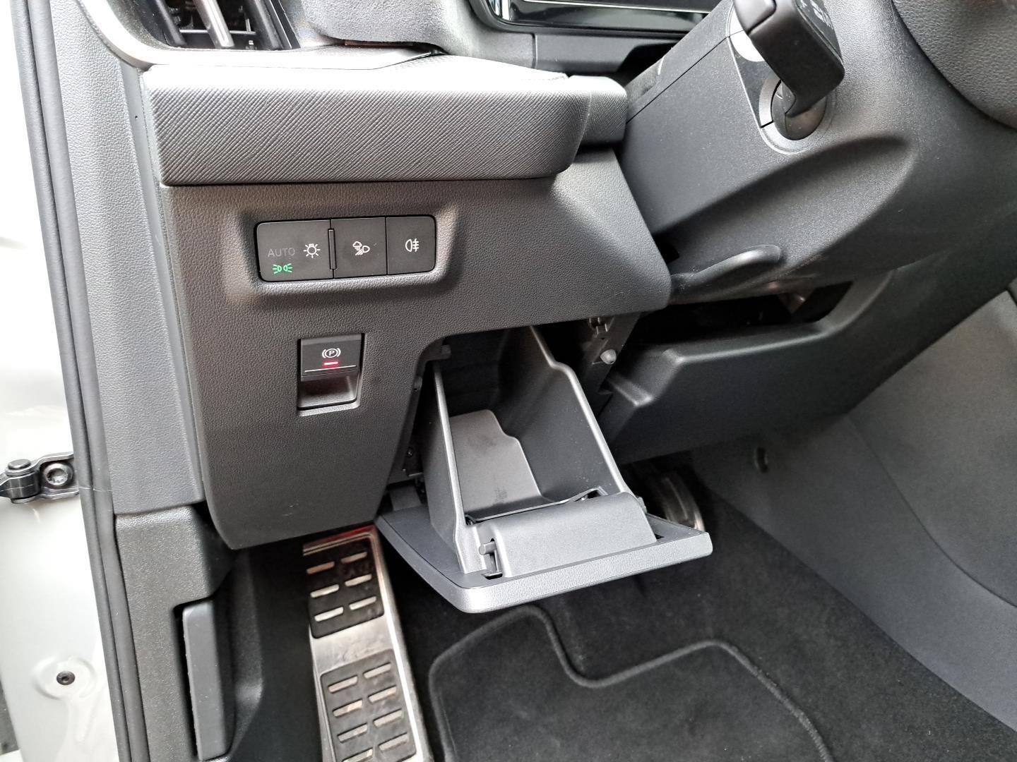 2.0TDI 193KM Sportline 4x4 Systemy Pakiety Hak SalonPL FV23 27