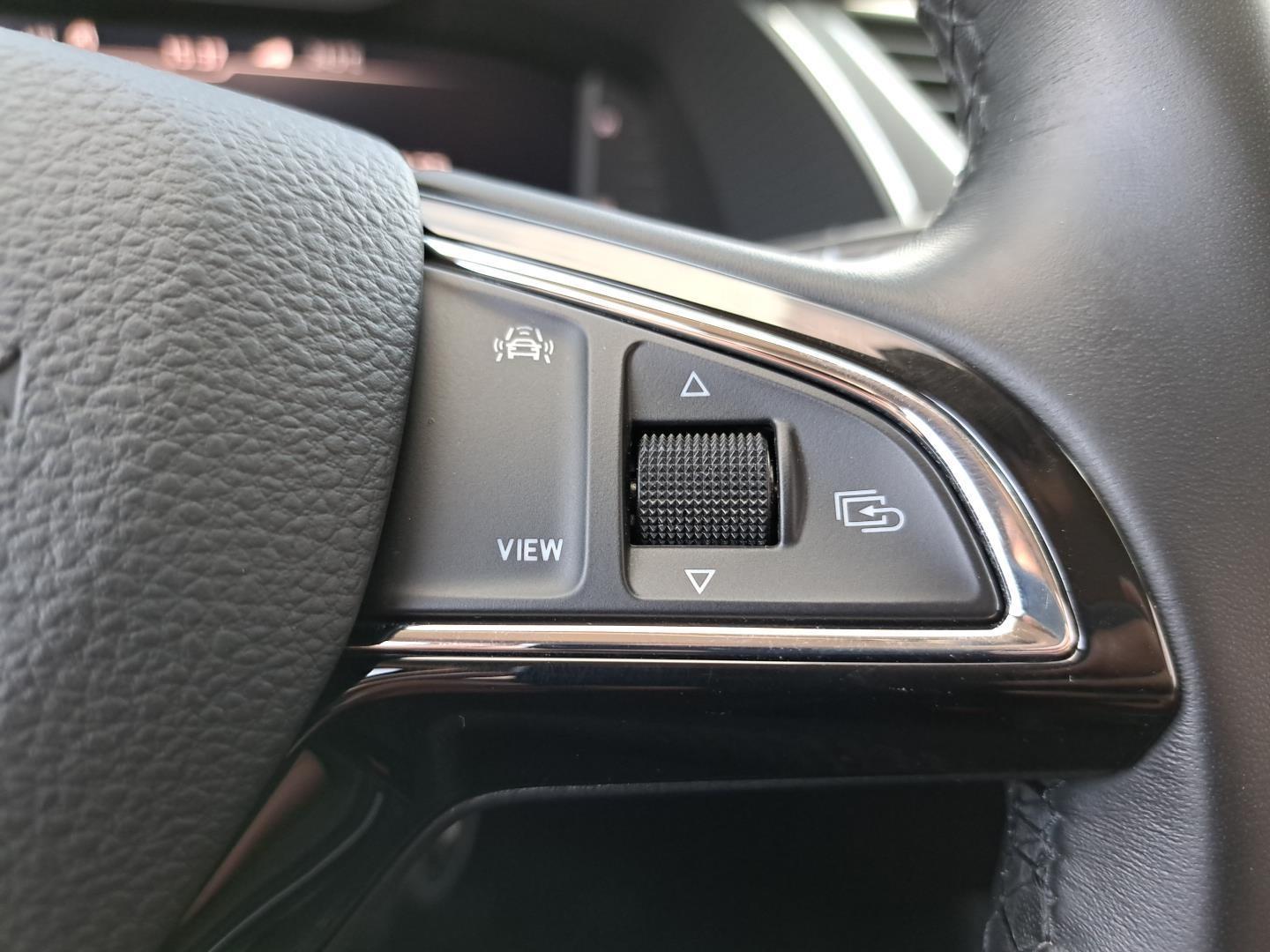 2.0TDI 150KM Laurin&Klement Pakiety Kamera CANTON El.Klapa Wentyl.Fot. 22