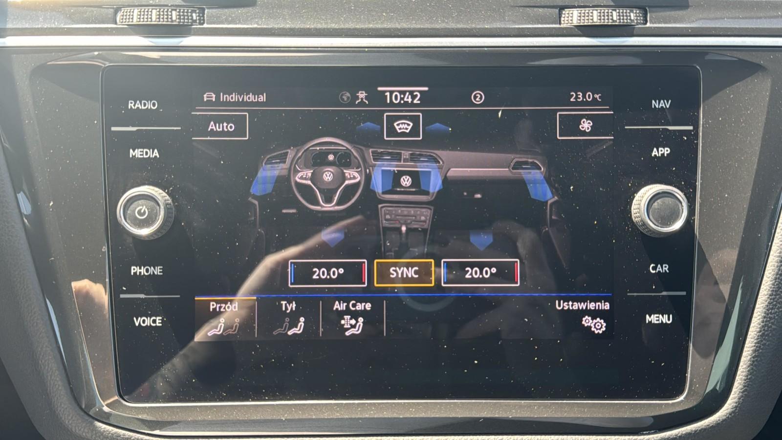 2.0 TDI 150 KM_ELEGANCE_4Motion_Keyless_NAVI_LED Matrix_APP_Gwarancja 19