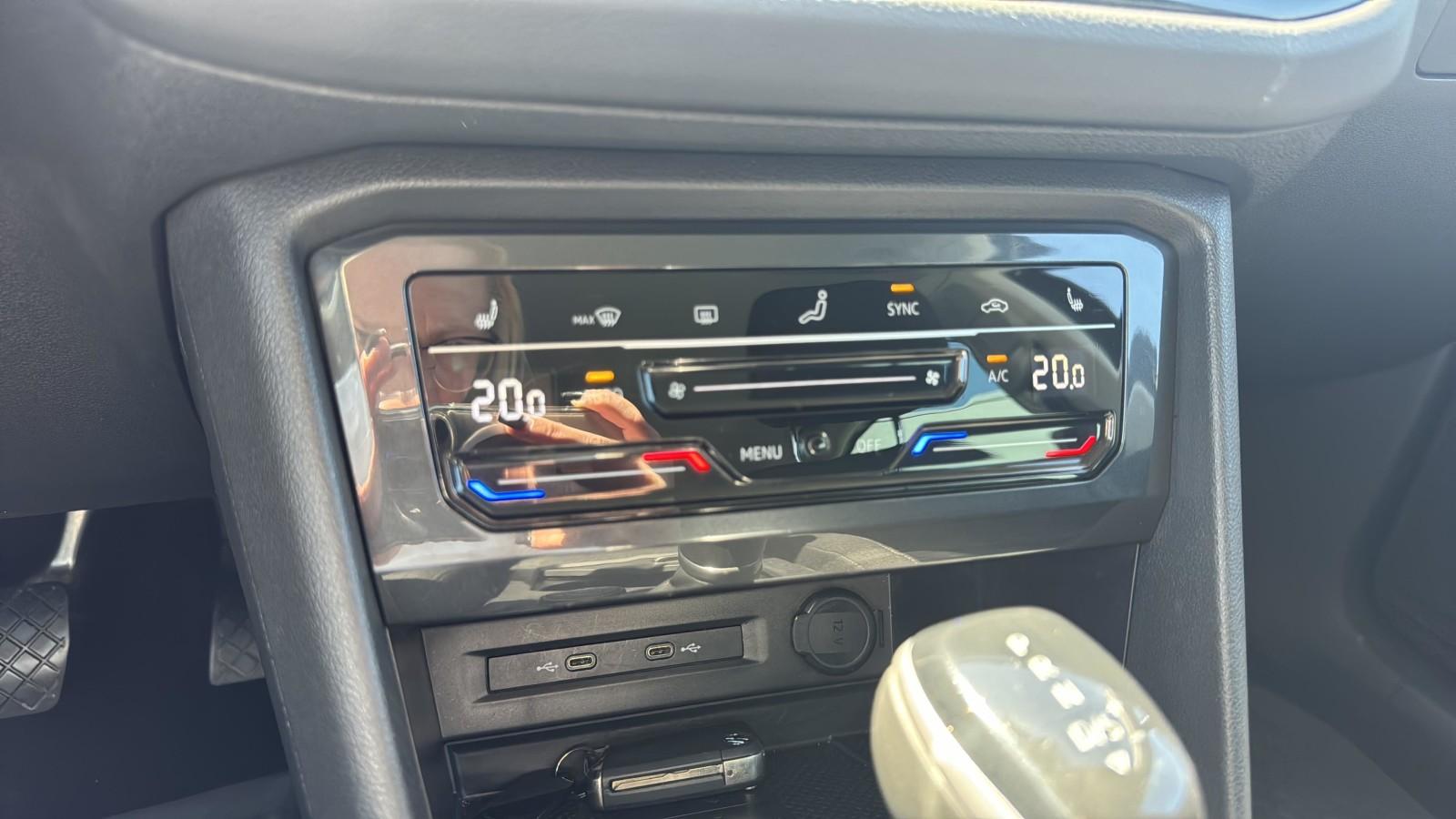 2.0 TDI 150 KM_ELEGANCE_4Motion_Keyless_NAVI_LED Matrix_APP_Gwarancja 22