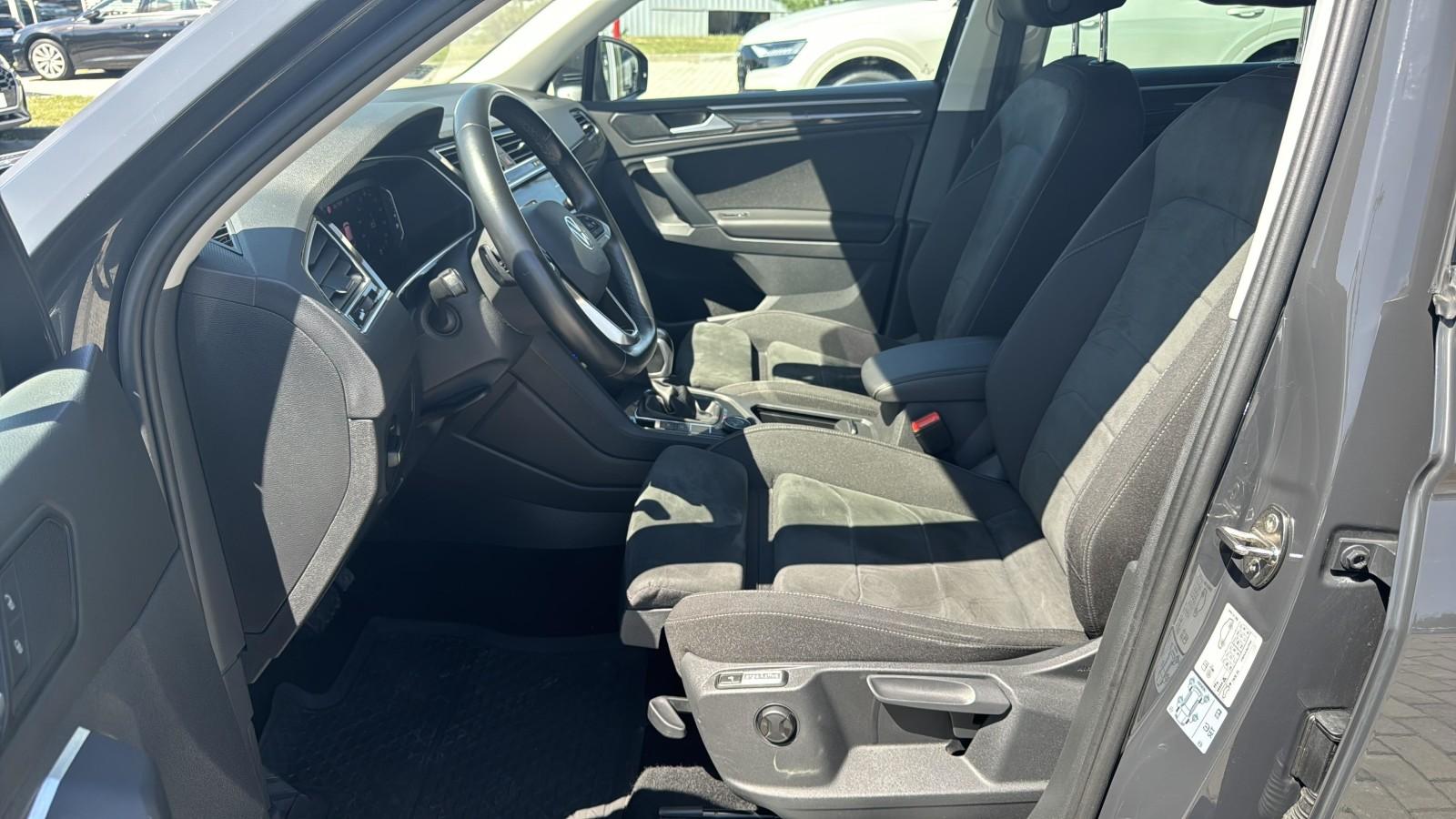 2.0 TDI 150 KM_ELEGANCE_4Motion_Keyless_NAVI_LED Matrix_APP_Gwarancja 25