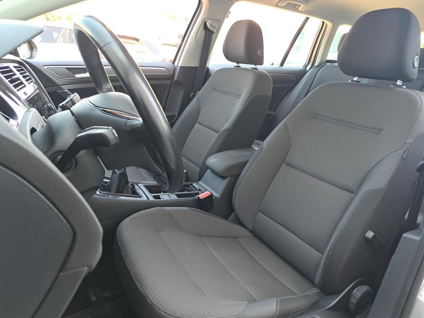 SalonPL Comfortline 115KM Czuj.Park. ACC DealerASO AppConnect FV23% 10