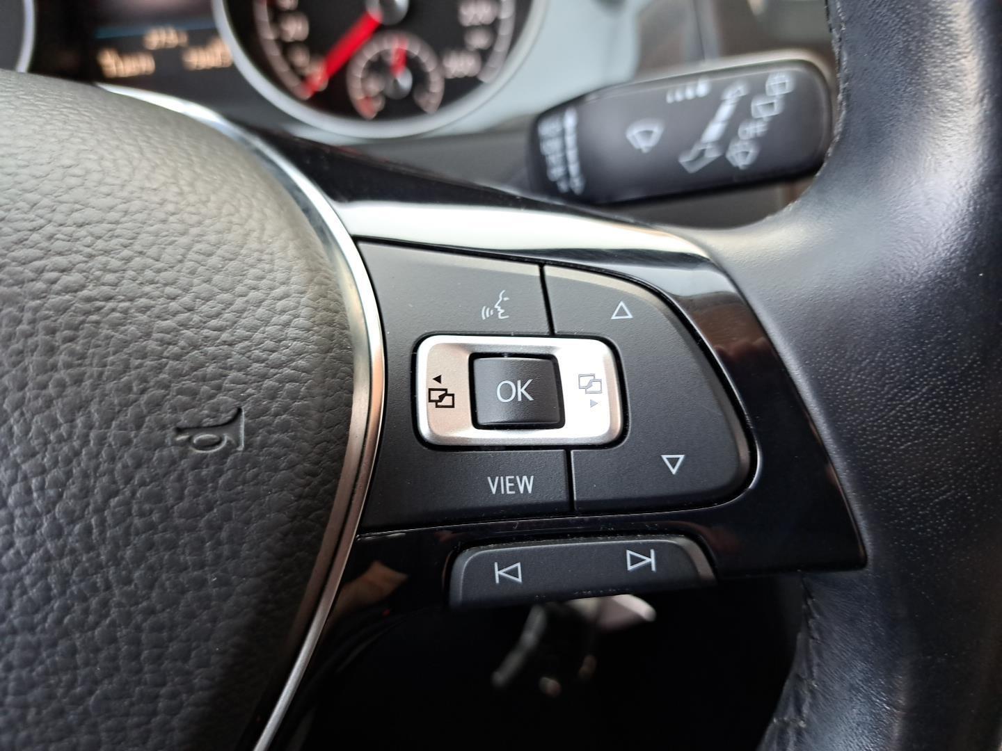 SalonPL Comfortline 115KM Czuj.Park. ACC DealerASO AppConnect FV23% 18