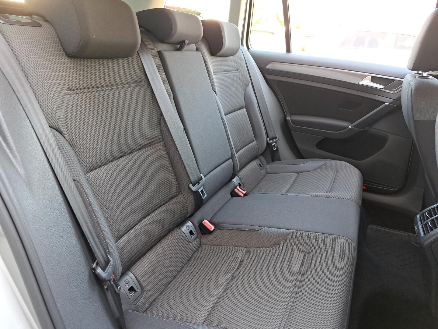 SalonPL Comfortline 115KM Czuj.Park. ACC DealerASO AppConnect FV23% 14