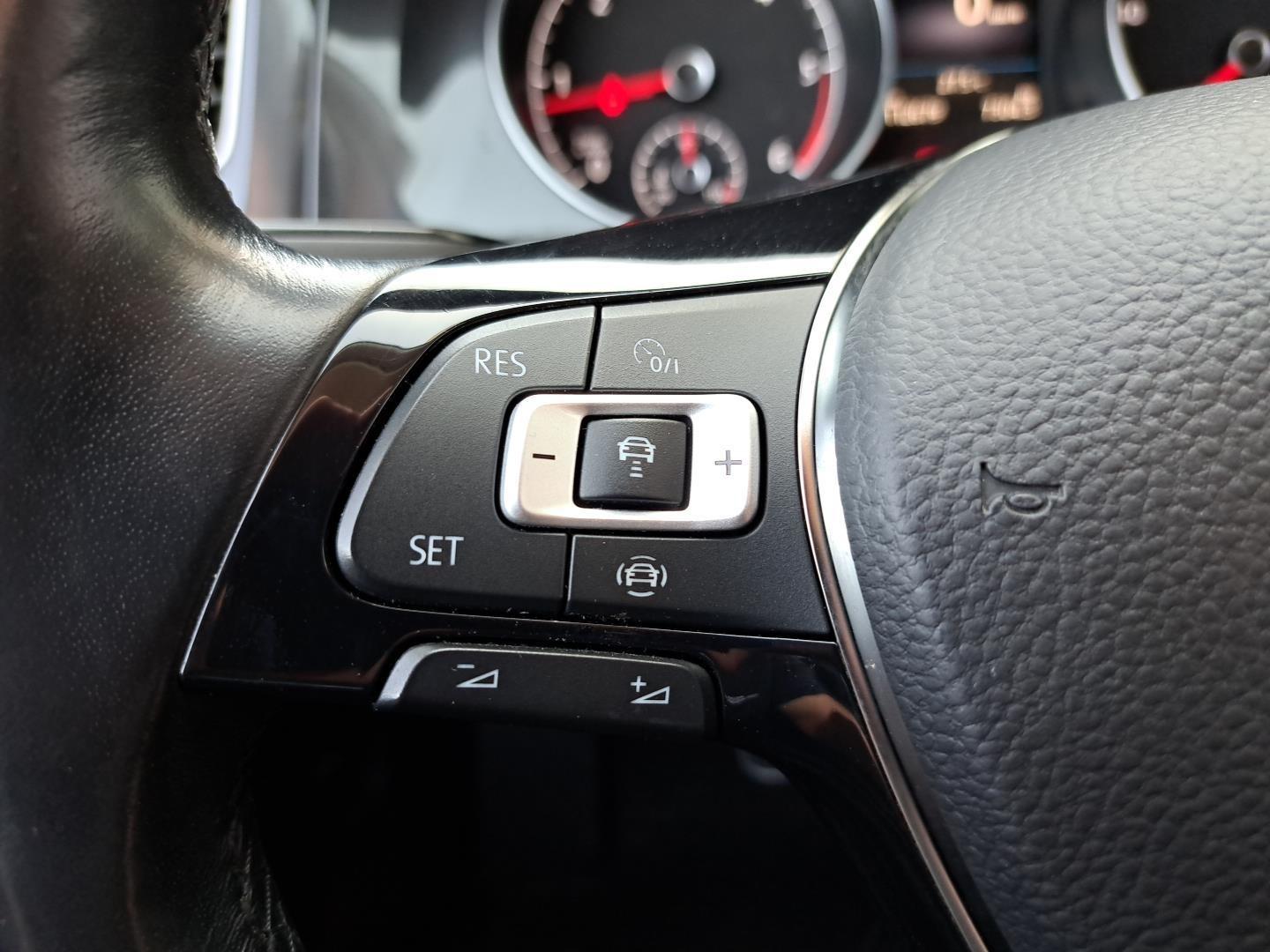 SalonPL Comfortline 115KM Czuj.Park. ACC DealerASO AppConnect FV23% 17