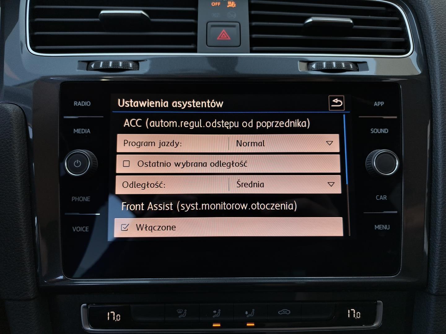SalonPL Comfortline 115KM Czuj.Park. ACC DealerASO AppConnect FV23% 21