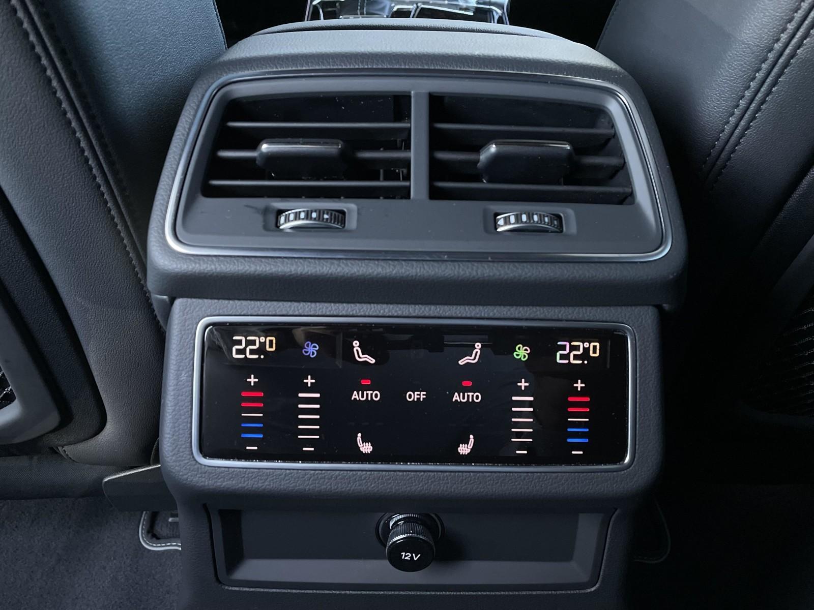 Quattro, CarPlay & Android Auto, Kamera 360, Matrix LED 23