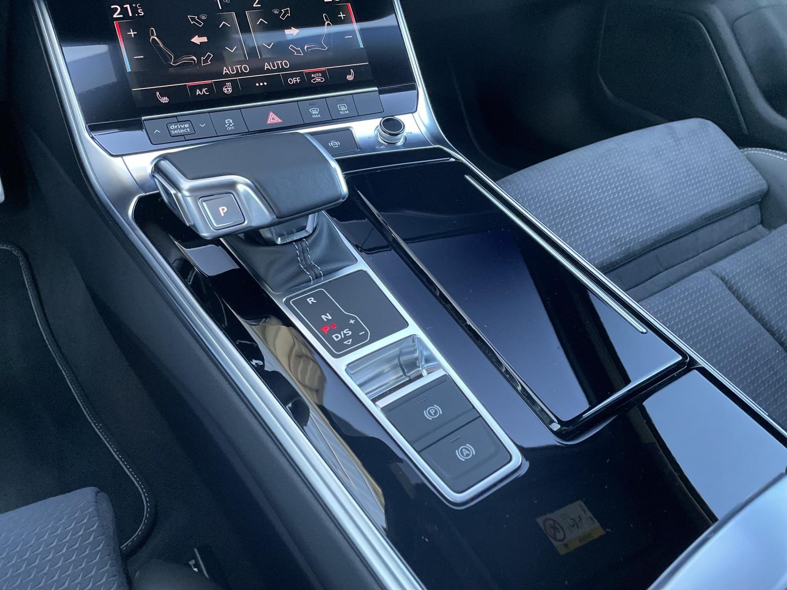 Quattro, CarPlay & Android Auto, Kamera 360, Matrix LED 21