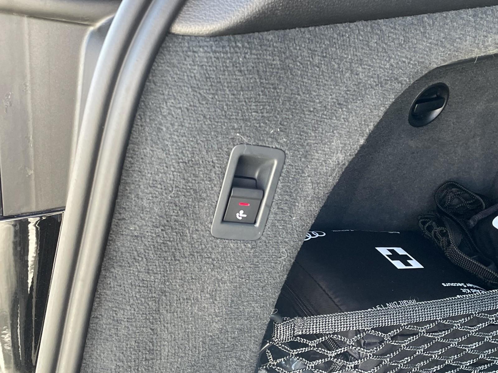 Quattro, CarPlay & Android Auto, Kamera 360, Matrix LED 25