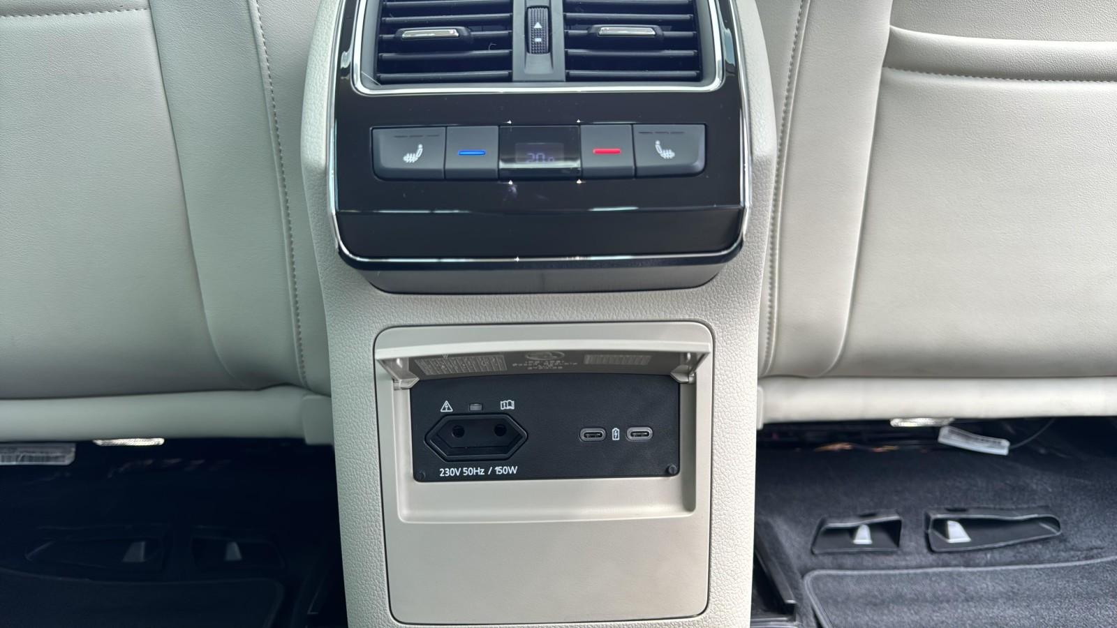2.0 TSI 190 KM_Laurin & Klement_APP_kAMERA 360_Panorama_LED_Park Assistant 13
