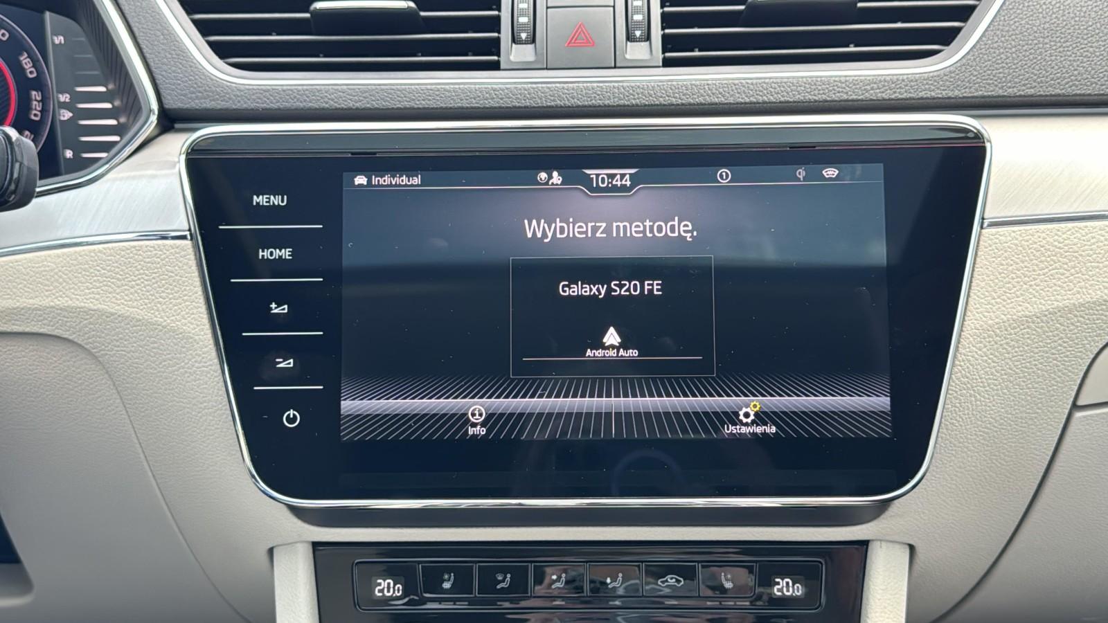 2.0 TSI 190 KM_Laurin & Klement_APP_kAMERA 360_Panorama_LED_Park Assistant 27