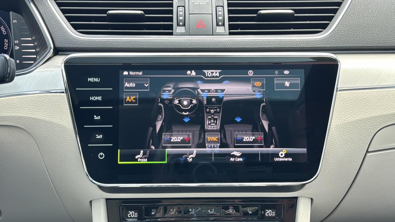 2.0 TSI 190 KM_Laurin & Klement_APP_kAMERA 360_Panorama_LED_Park Assistant 23