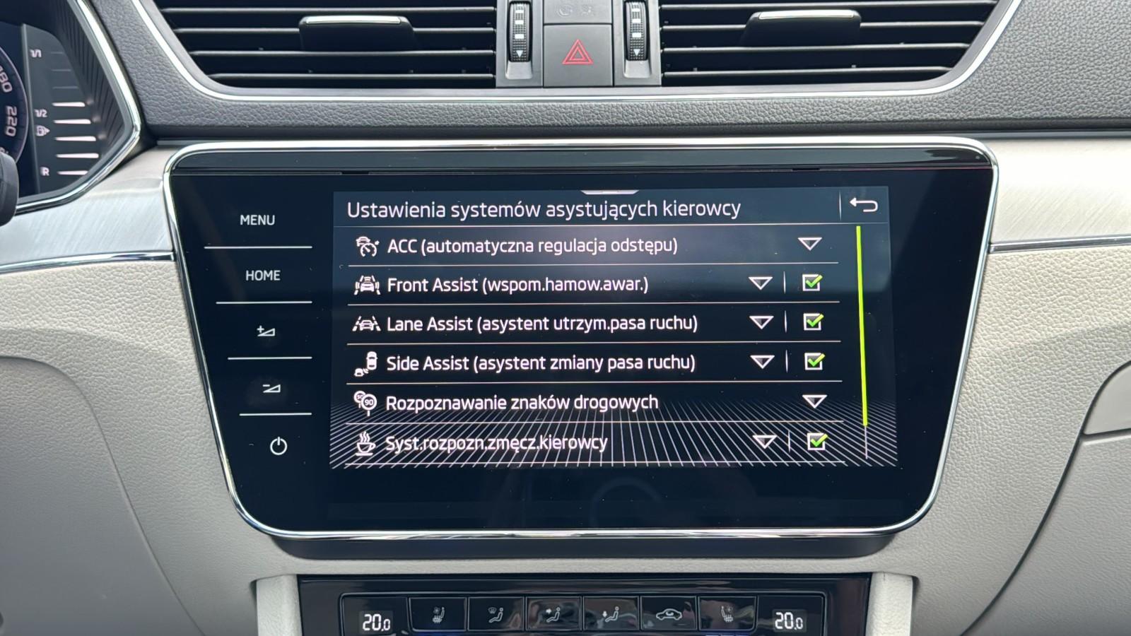 2.0 TSI 190 KM_Laurin & Klement_APP_kAMERA 360_Panorama_LED_Park Assistant 29