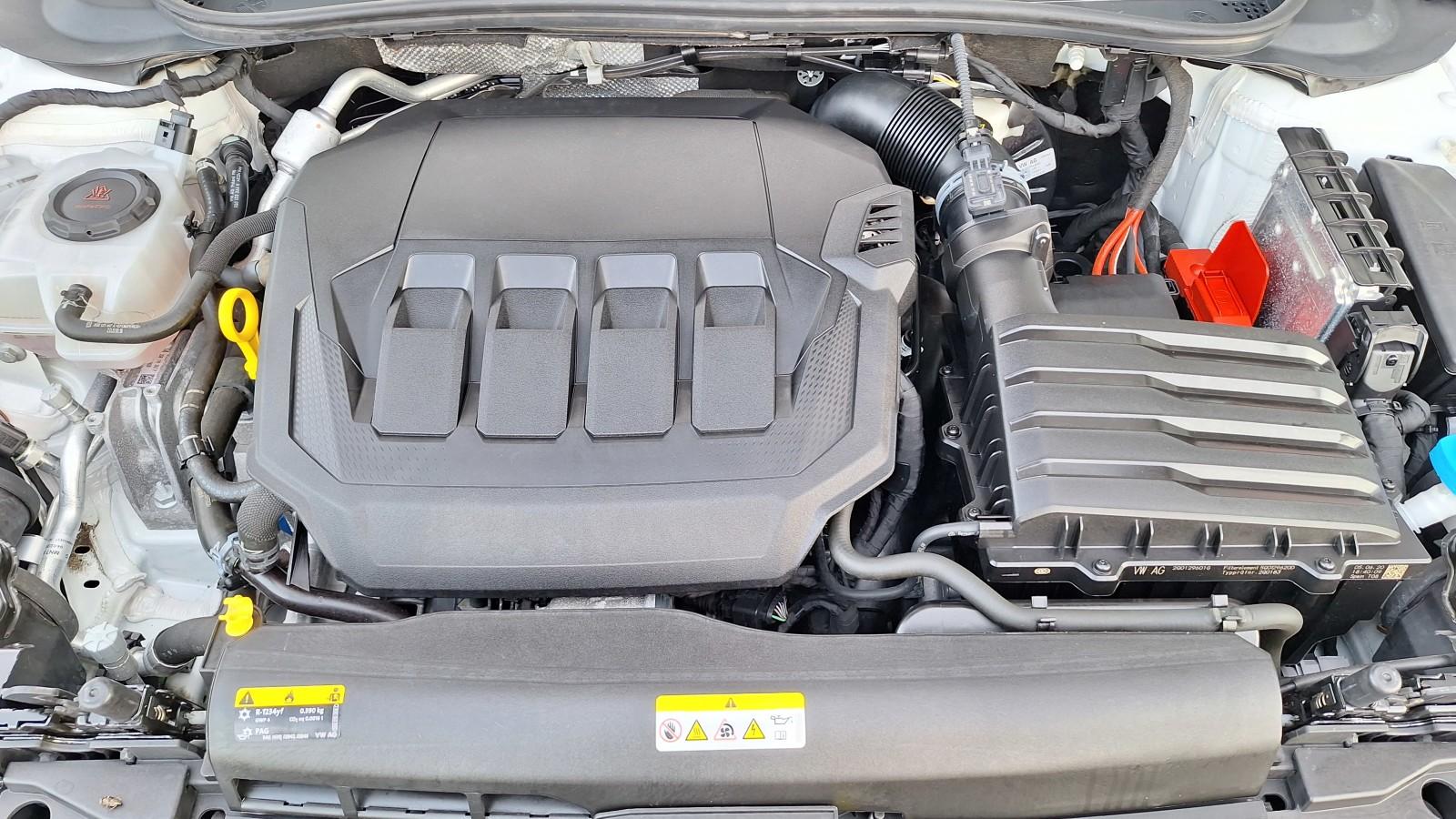 GTI serwis ASO 2.0TSI 200KM bezwypadkowy virtual tr.jazdy łopatki VAT 34