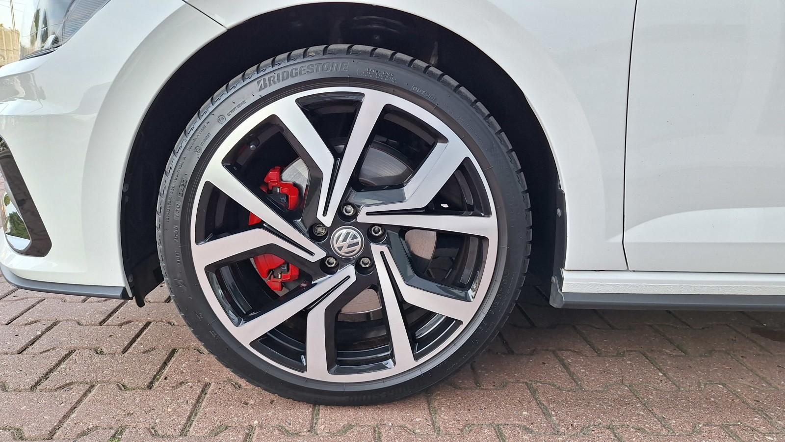 GTI serwis ASO 2.0TSI 200KM bezwypadkowy virtual tr.jazdy łopatki VAT 10