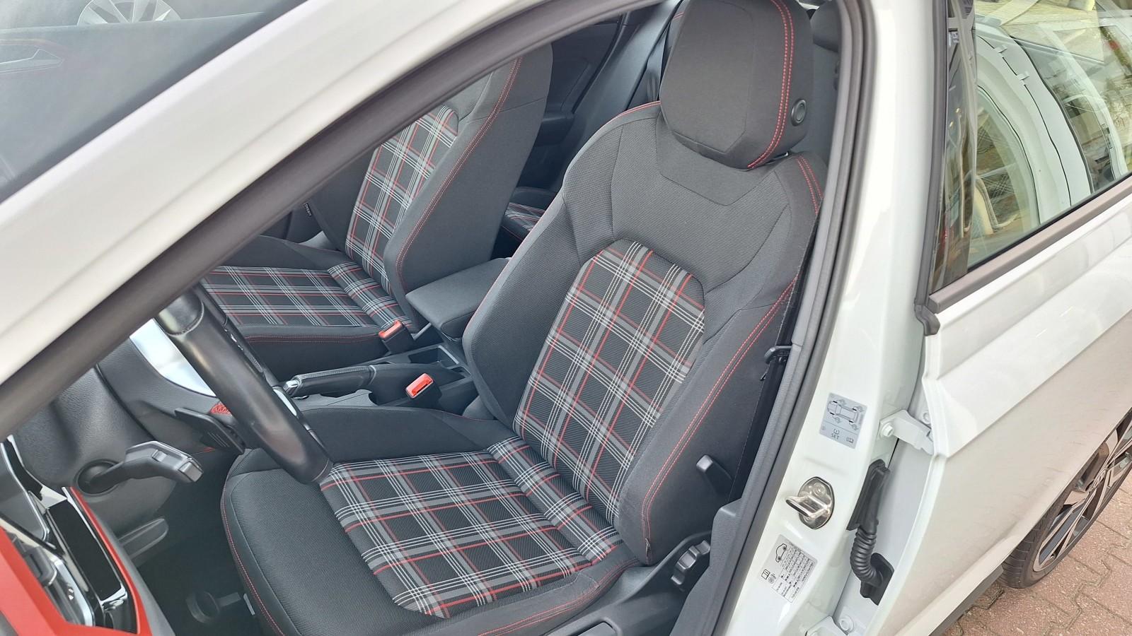GTI serwis ASO 2.0TSI 200KM bezwypadkowy virtual tr.jazdy łopatki VAT 13