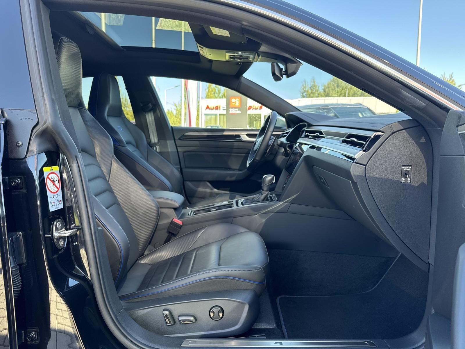 2.0 TSI 320 KM_„R”_4Motion_Panorama_Keyless_Kamera 360_LED High 11