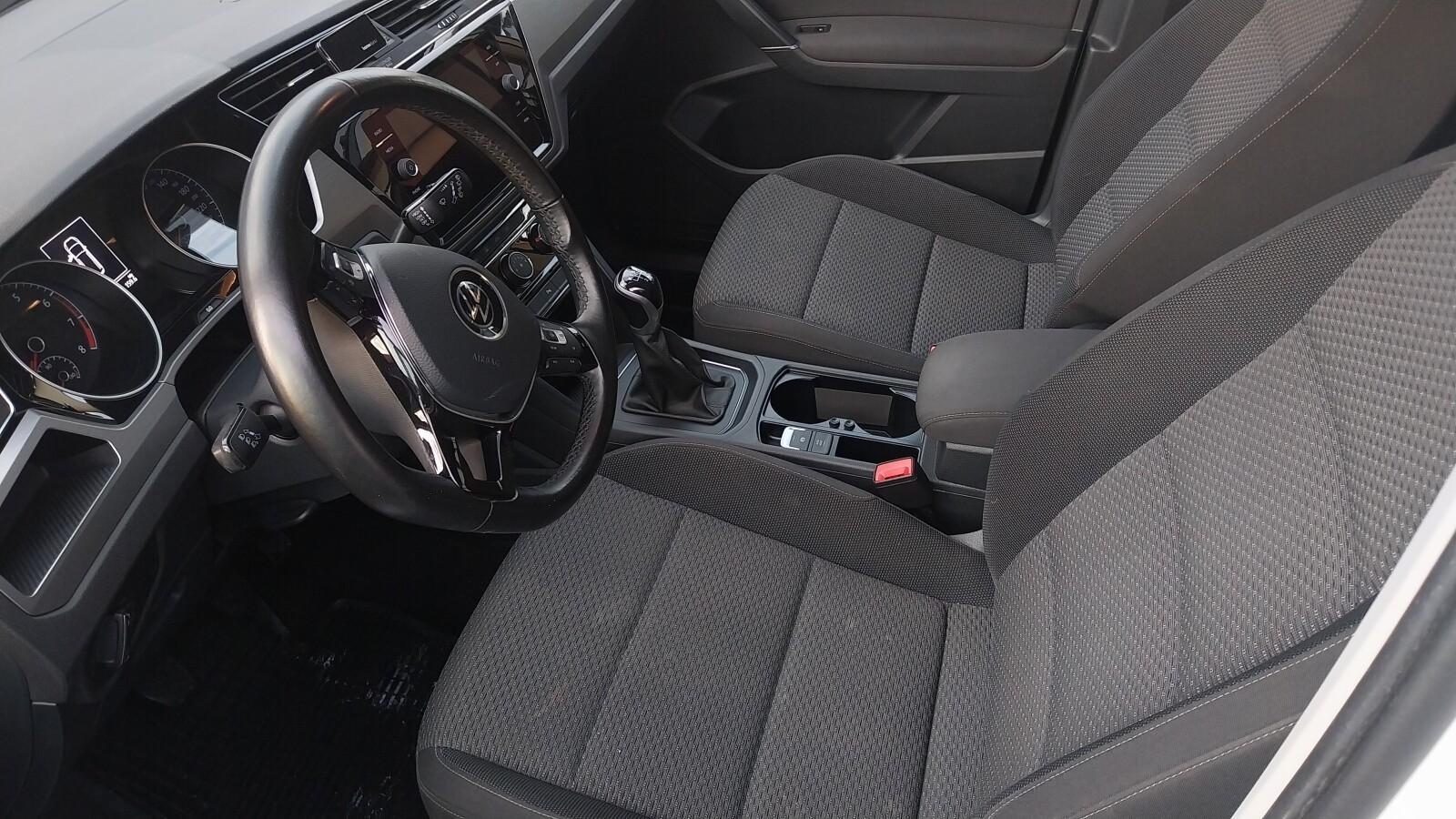 Volkswagen Touran 1.5 TSI 150KM Czujniki parkowania Salon PL Led 11