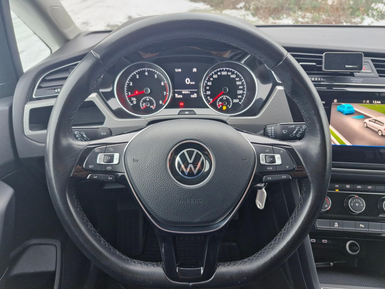 Volkswagen Touran 1.5 TSI 150KM Czujniki parkowania Salon PL Led 13