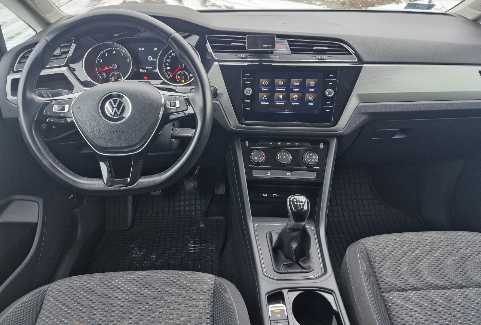 Volkswagen Touran 1.5 TSI 150KM Czujniki parkowania Salon PL Led 14
