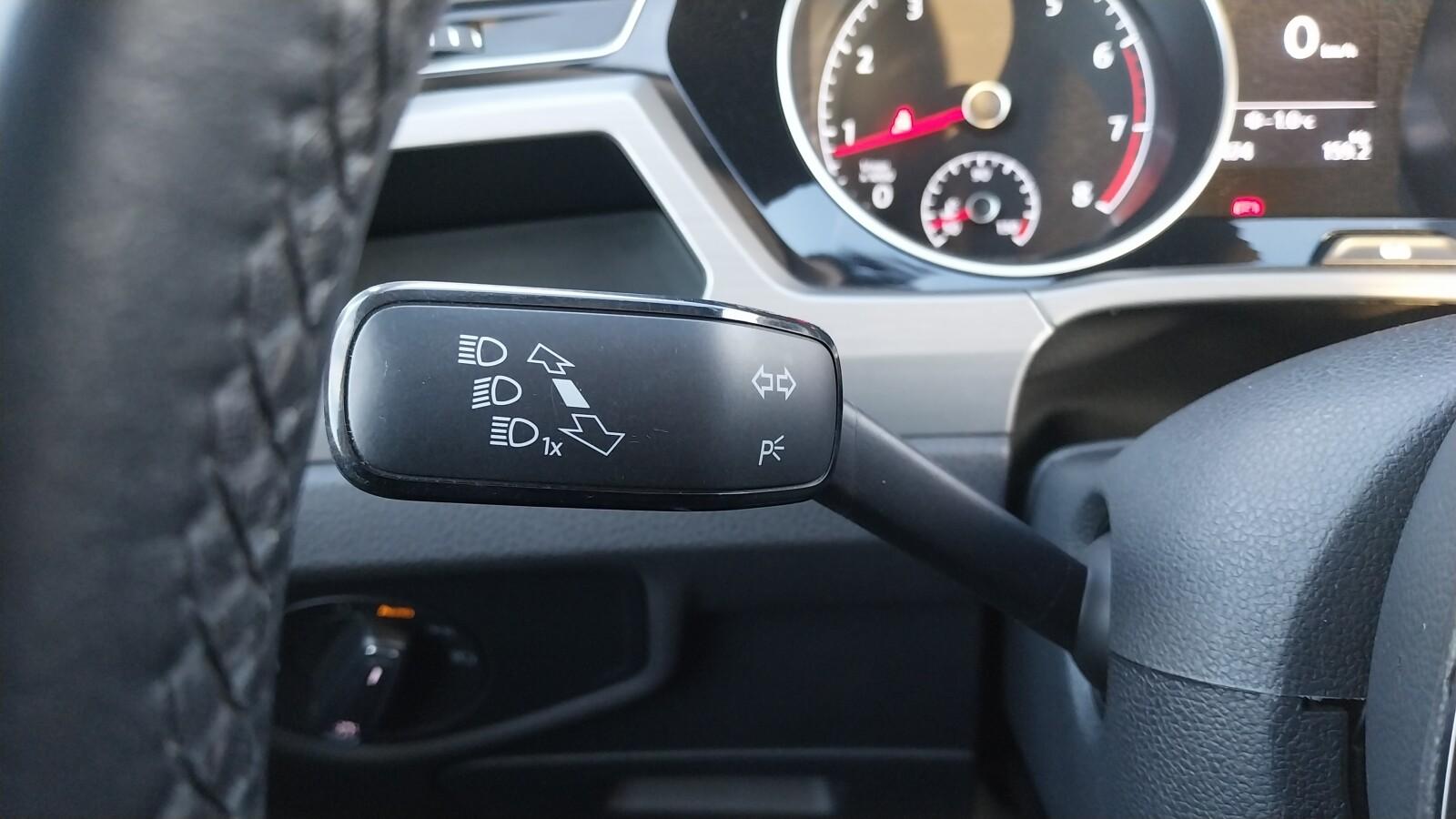 Volkswagen Touran 1.5 TSI 150KM Czujniki parkowania Salon PL Led 16