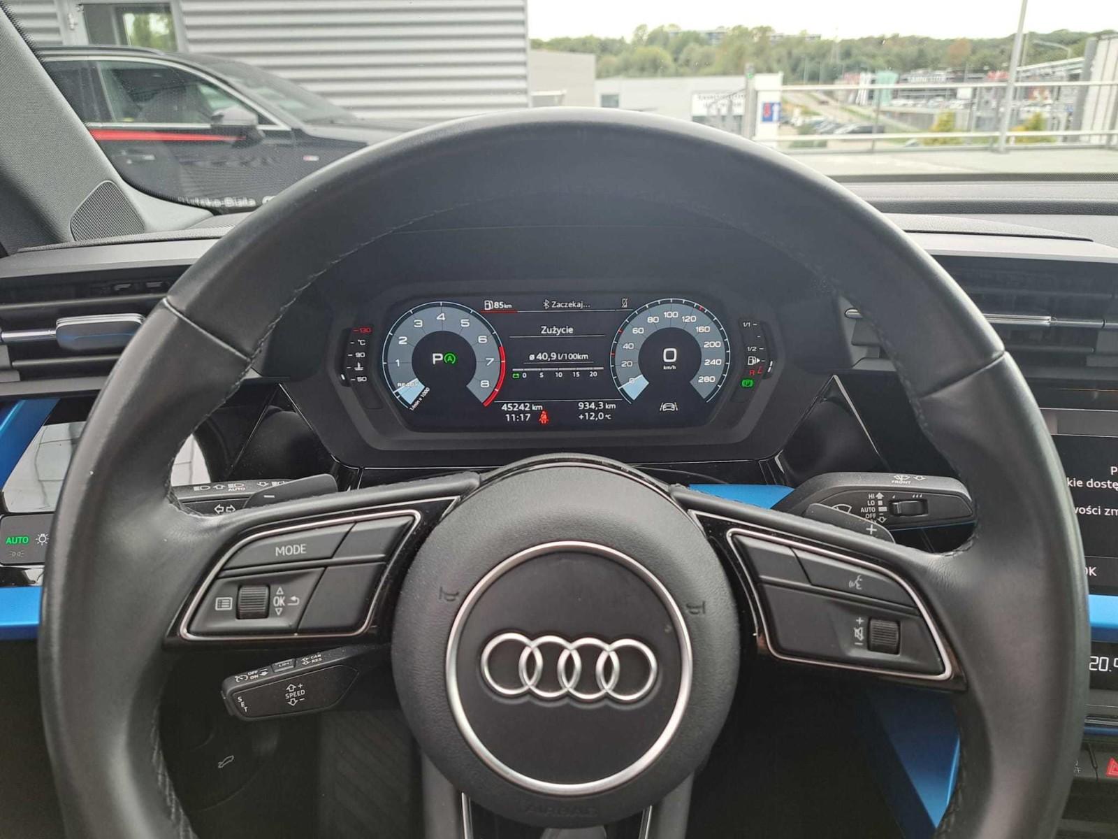 Audi A3 30 TFSI mHEV Advanced S tronic 20