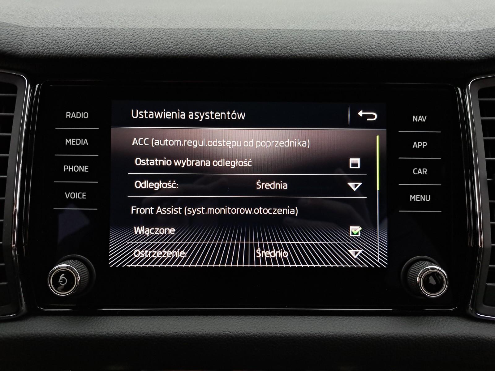 SalonPL 2.0TSI 190KM 4x4 Style DSG HAK Kamera CANTON El.Klapa ASO FV23 26