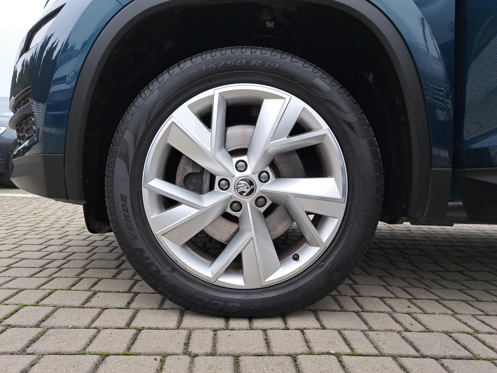 SalonPL 2.0TSI 190KM 4x4 Style DSG HAK Kamera CANTON El.Klapa ASO FV23 37