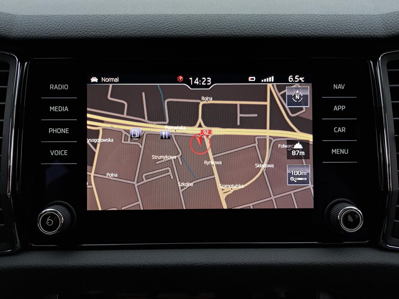 SalonPL 2.0TSI 190KM 4x4 Style DSG HAK Kamera CANTON El.Klapa ASO FV23 24