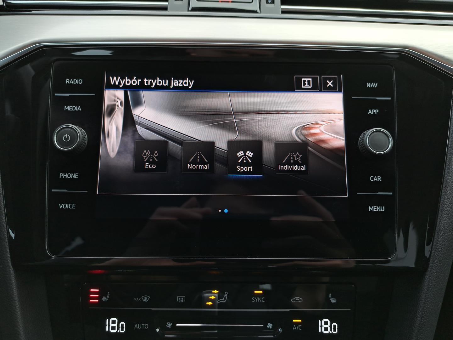 Elegance 1.5TSI 150KM DSG Matrix Kamera Navi Kessy ACC DCC Virtual FV 28