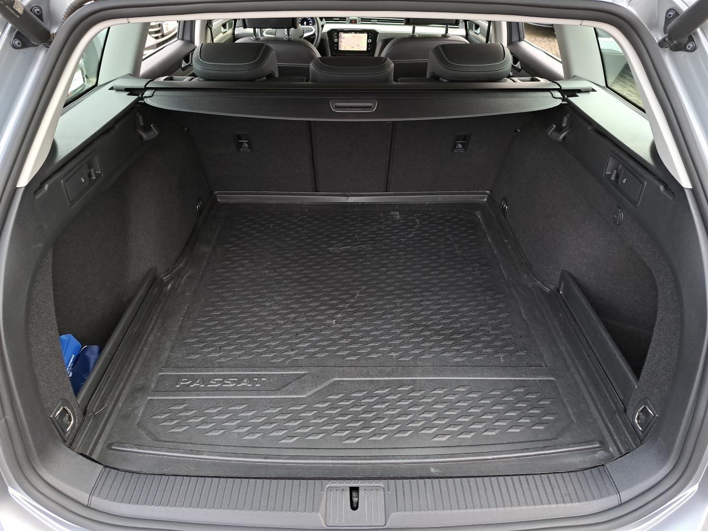 Elegance 1.5TSI 150KM DSG Matrix Kamera Navi Kessy ACC DCC Virtual FV 32