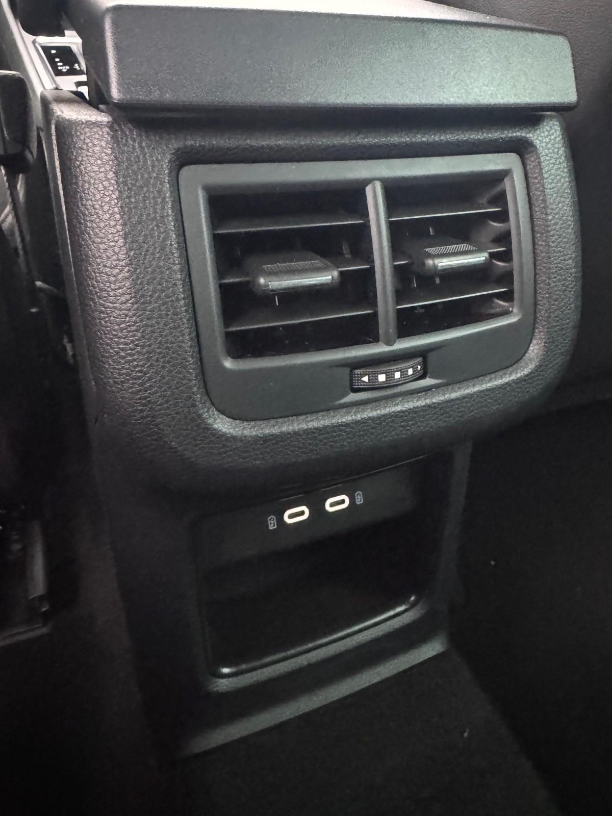 FR 1.5 TSI 150KM DSG Salon PL Grupa Cichy-Zasada 27