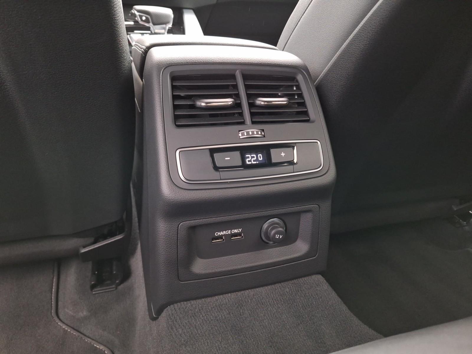 TFSI S line S tronic Ambiente/LEDMatrix-Beam/Hak/Kamera/Smart.Inter 20