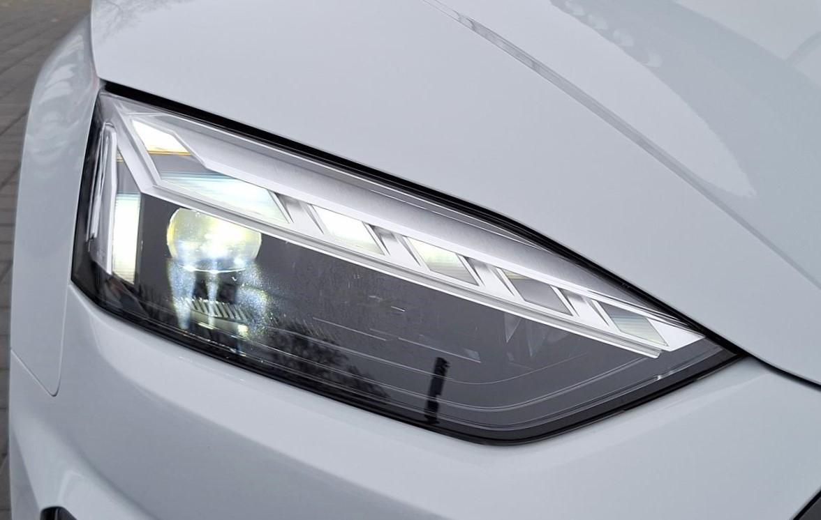 TFSI S line S tronic Ambiente/LEDMatrix-Beam/Hak/Kamera/Smart.Inter 28