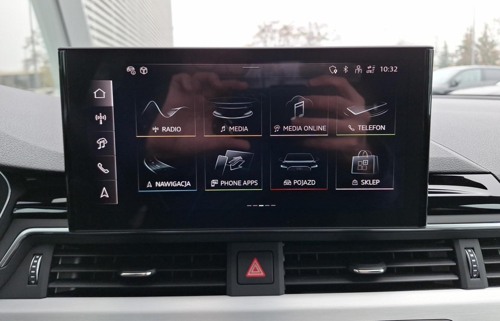 TFSI S line S tronic Ambiente/LEDMatrix-Beam/Hak/Kamera/Smart.Inter 17