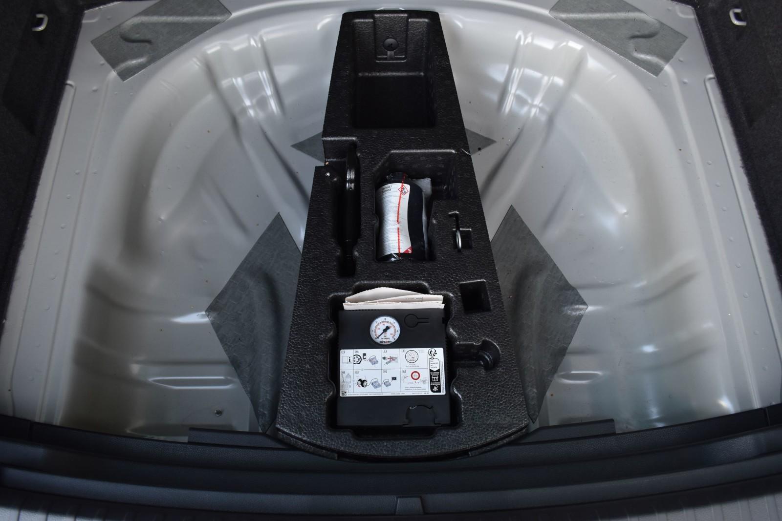 Salon PL 1.5 TSI 150KM Sportline Podgrz.Szyba Fotele Kessy Kamera ACC 36