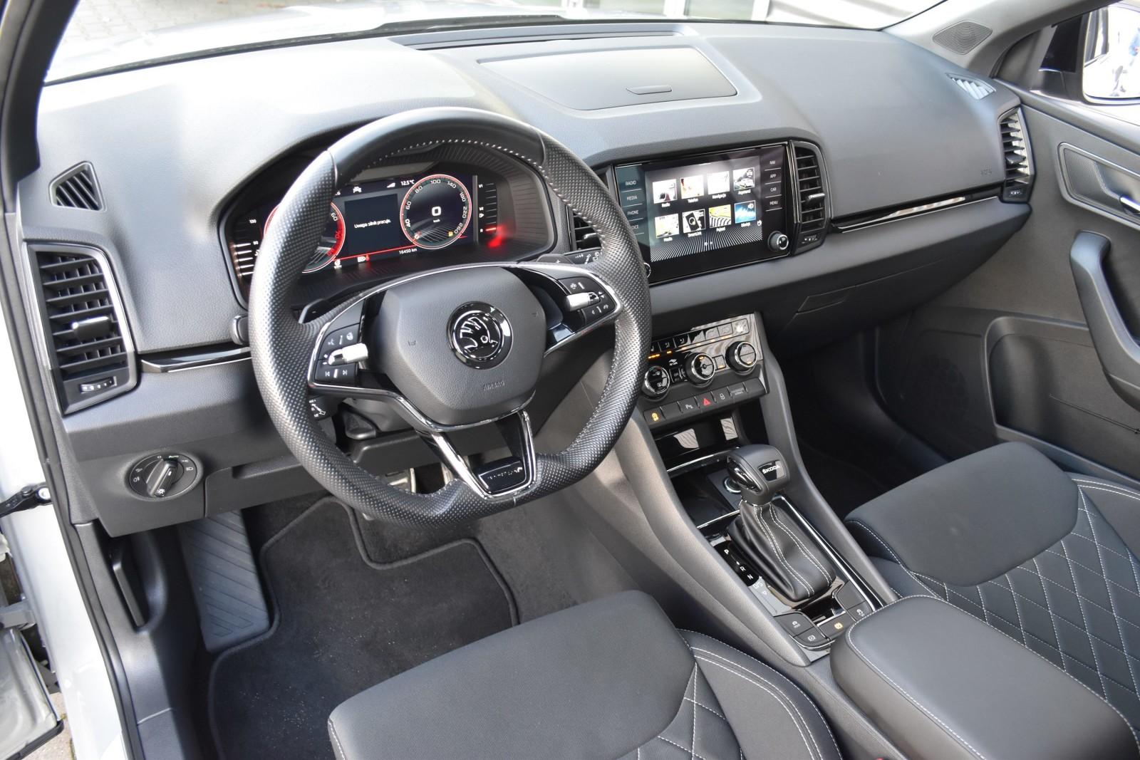 Salon PL 1.5 TSI 150KM Sportline Podgrz.Szyba Fotele Kessy Kamera ACC 9